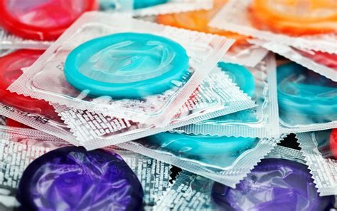 Blowjob ohne Kondom gegen Aufpreis Hure Mitte